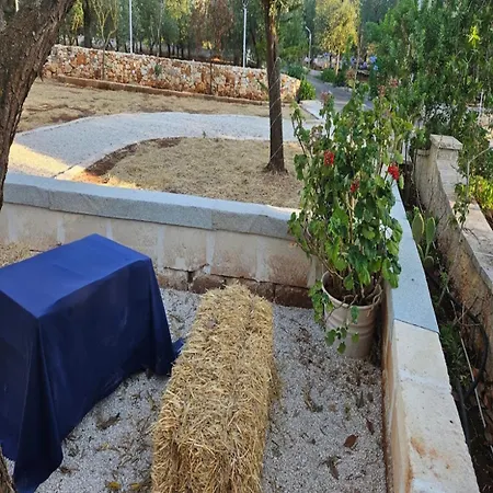 Trullo Septis Vakantiehuis